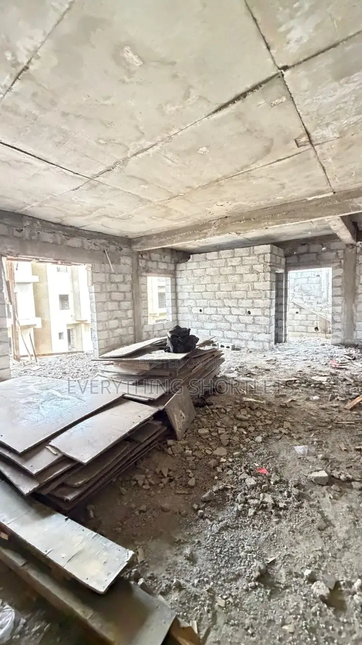 4 Bedroom Terrace Duplex
