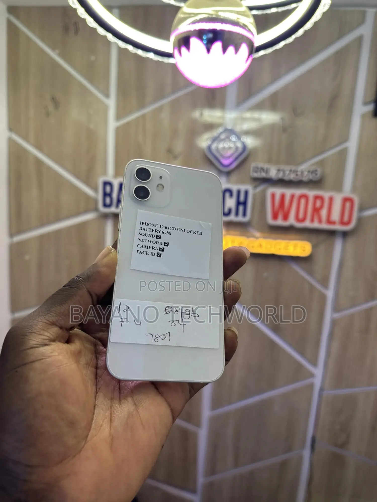 Apple iPhone 12 64 GB White