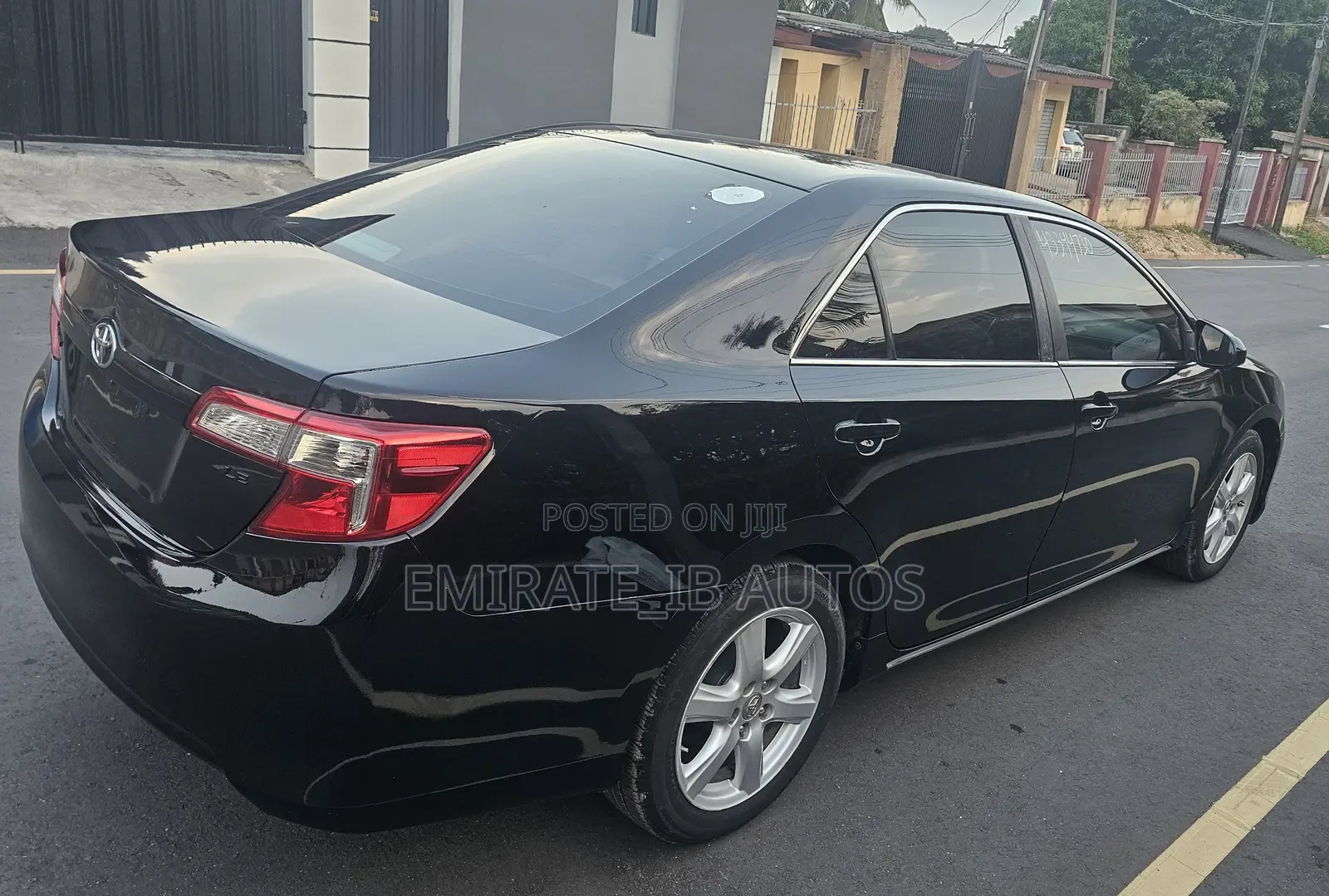 Toyota Camry LE 4dr Sedan (2.5L 4cyl 6A) 2013 Black