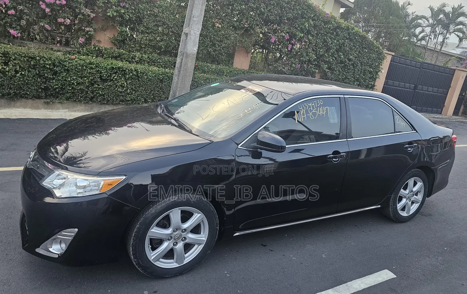 Toyota Camry LE 4dr Sedan (2.5L 4cyl 6A) 2013 Black