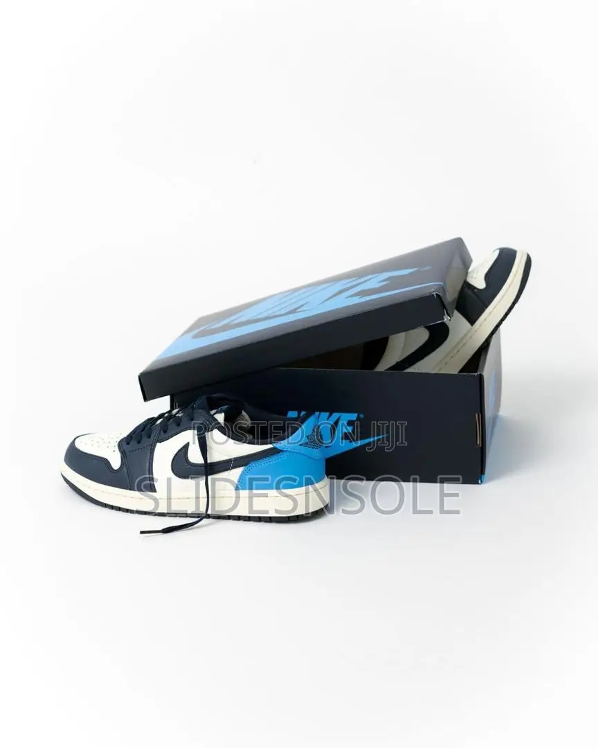 Air Jordan 1 Retro Low Og 'Obsidian
