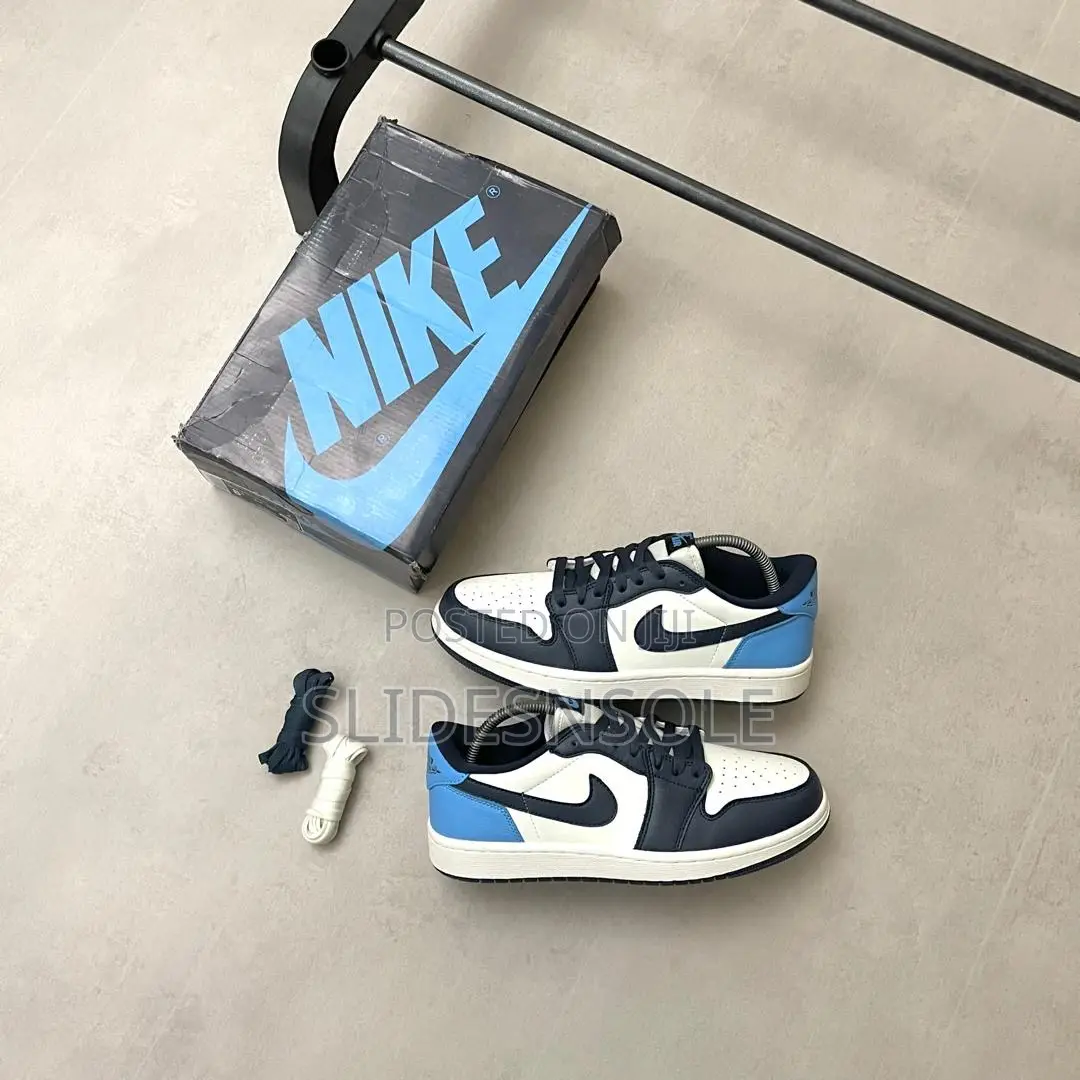 Air Jordan 1 Retro Low Og 'Obsidian