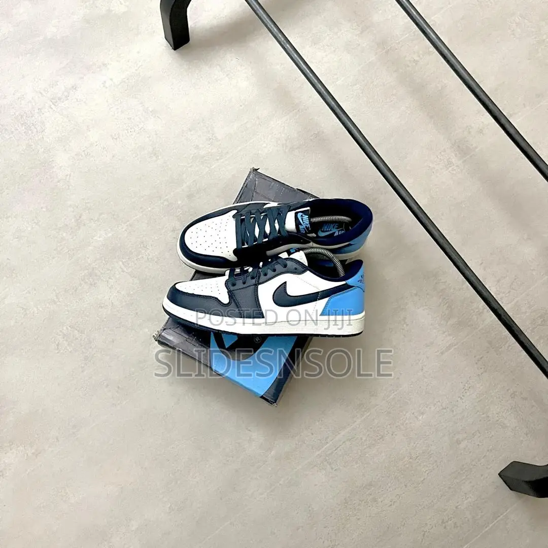 Air Jordan 1 Retro Low Og 'Obsidian