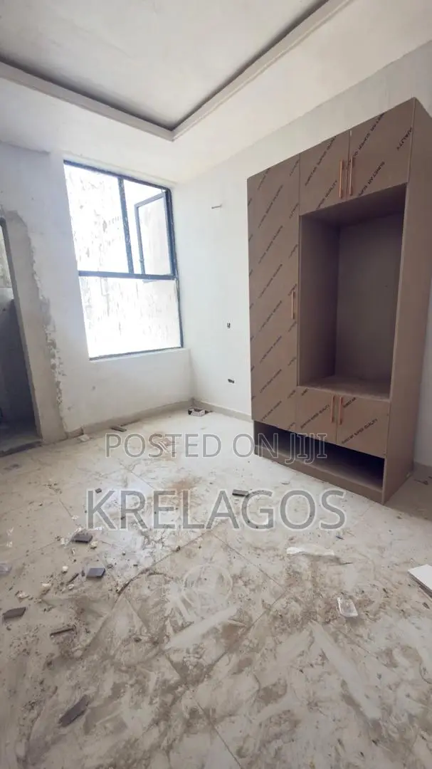 3bdrm Apartment in Ikate for sale