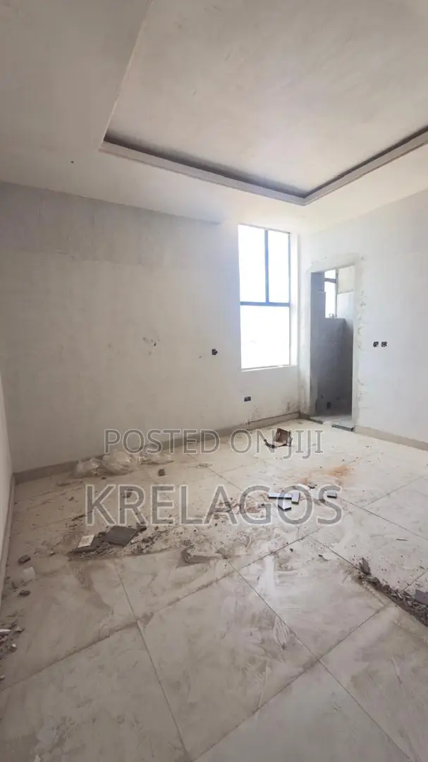 3bdrm Apartment in Ikate for sale