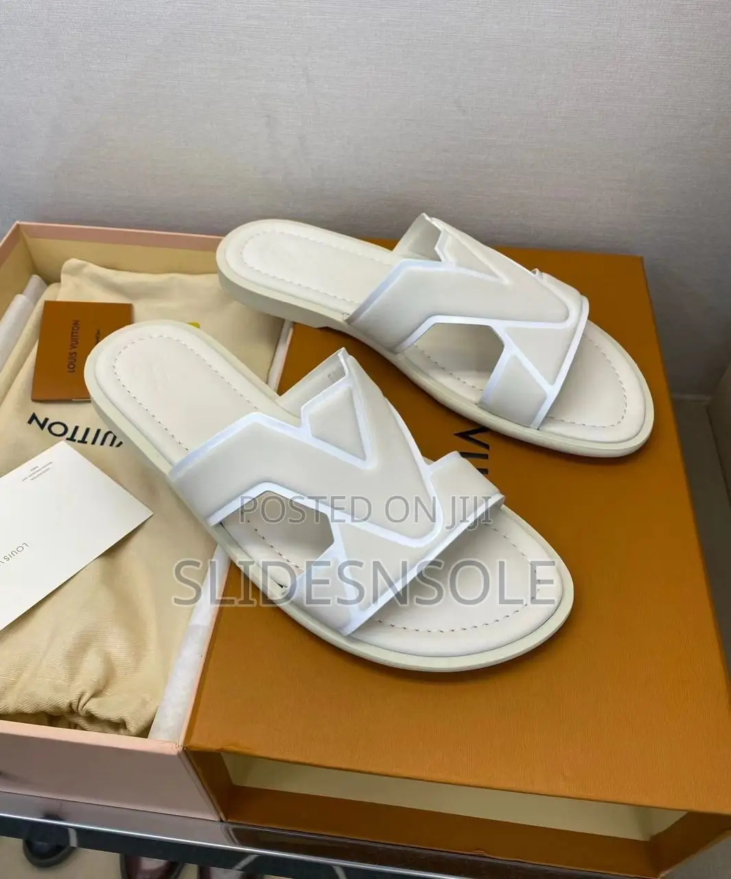 Lv Oasis Mule