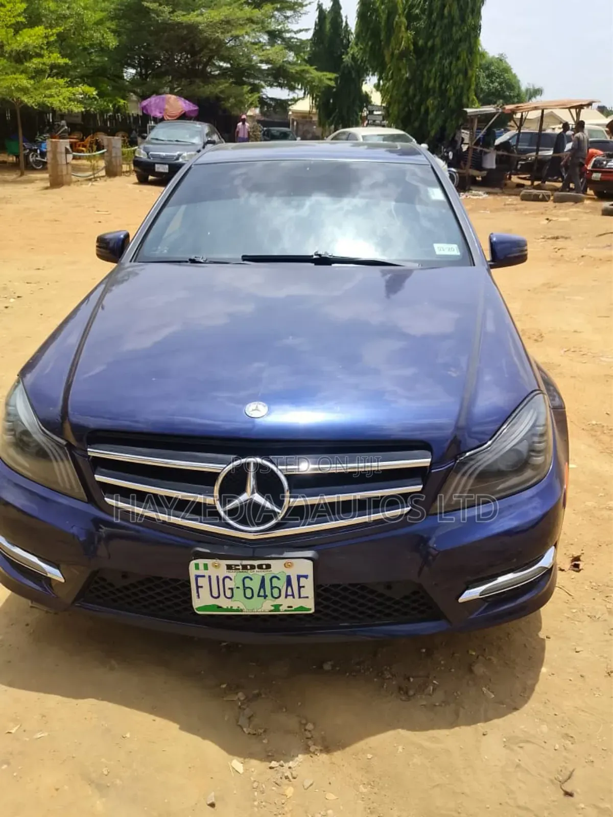 Mercedes-Benz C300 2023 Blue