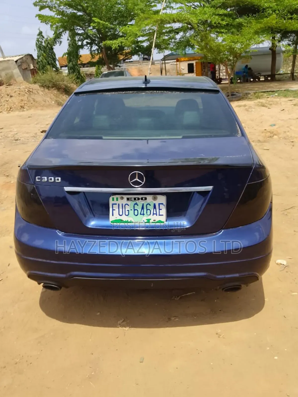 Mercedes-Benz C300 2023 Blue