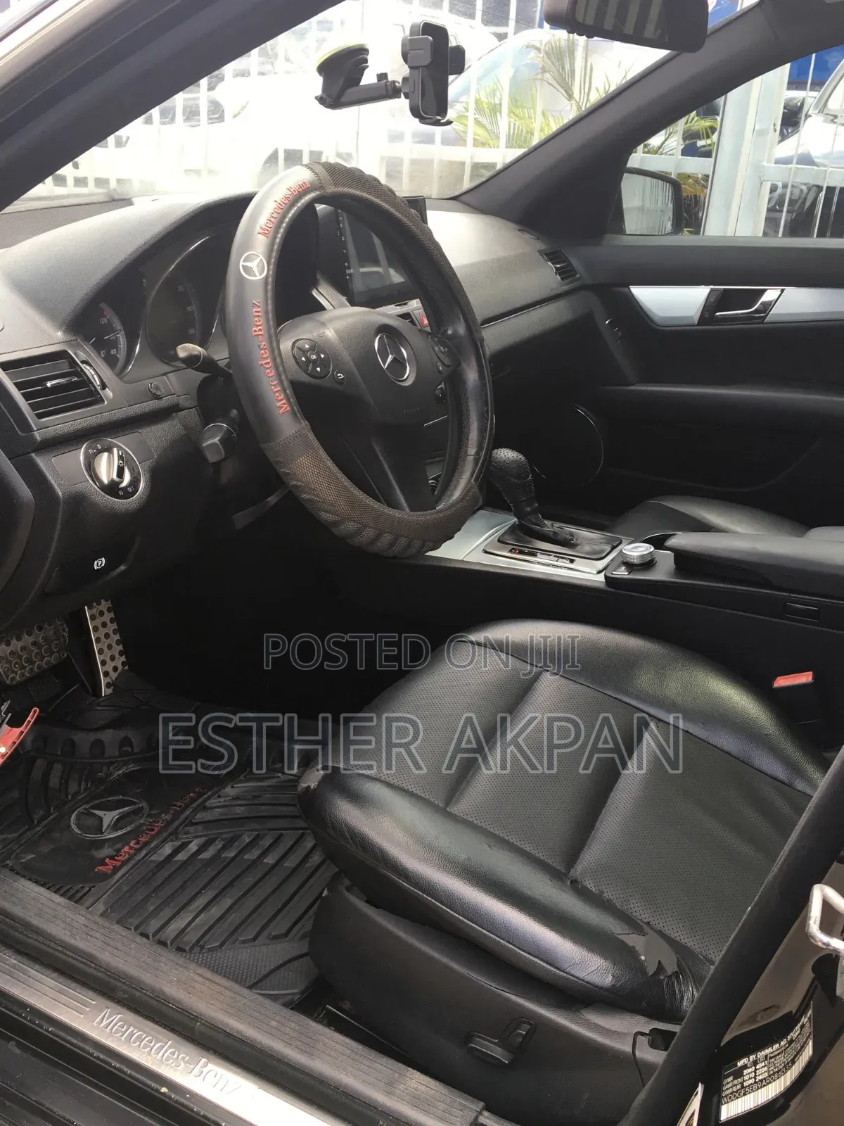 Mercedes-Benz C300 2010 Black