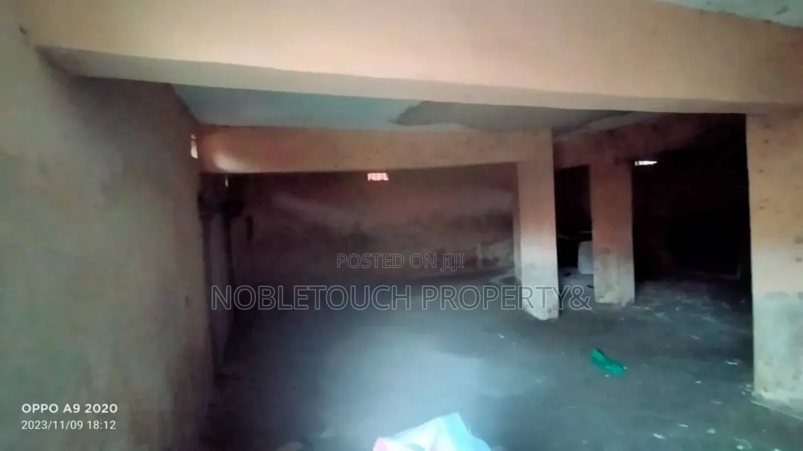 3bdrm Block of Flats in Satellite Town Lagos for sale