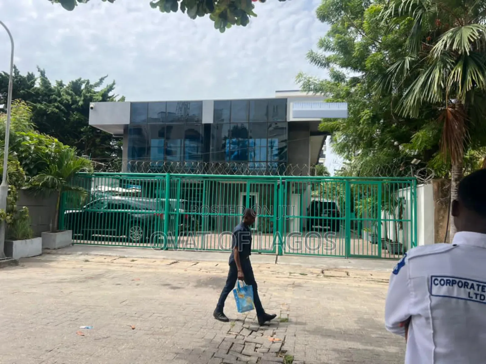 5bdrm Duplex in Victoria Island for sale