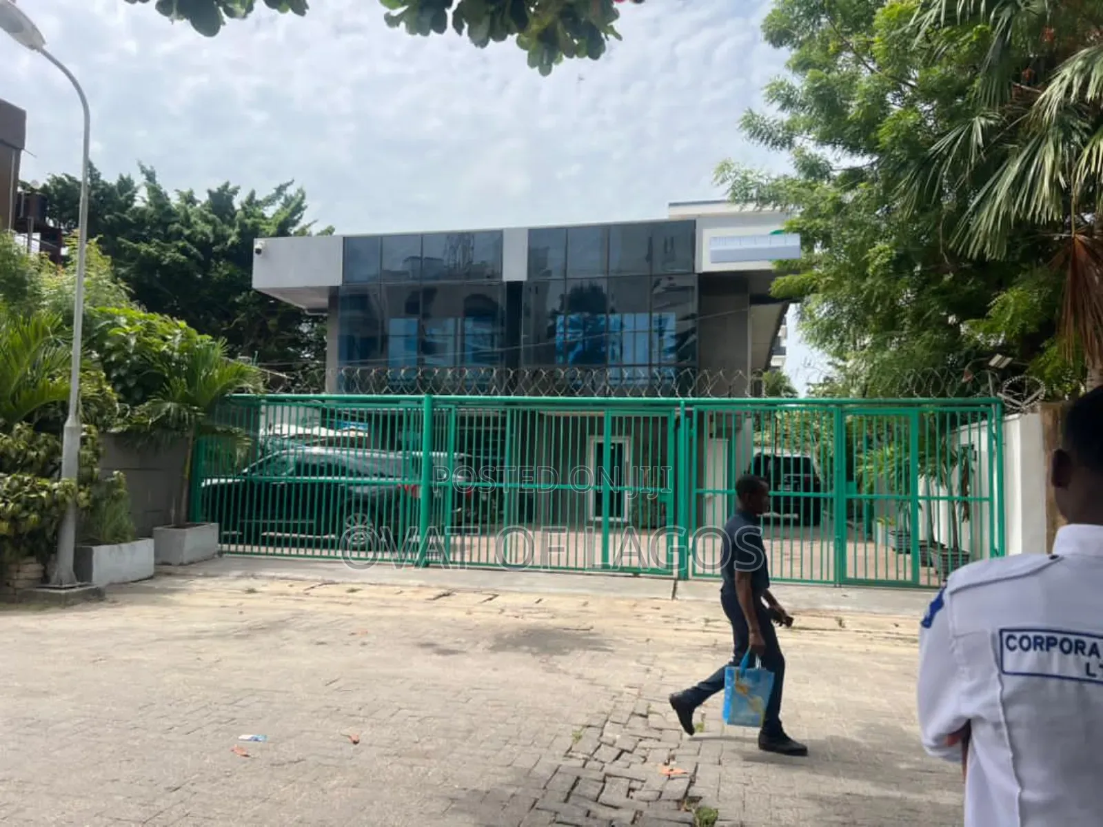 5bdrm Duplex in Victoria Island for sale