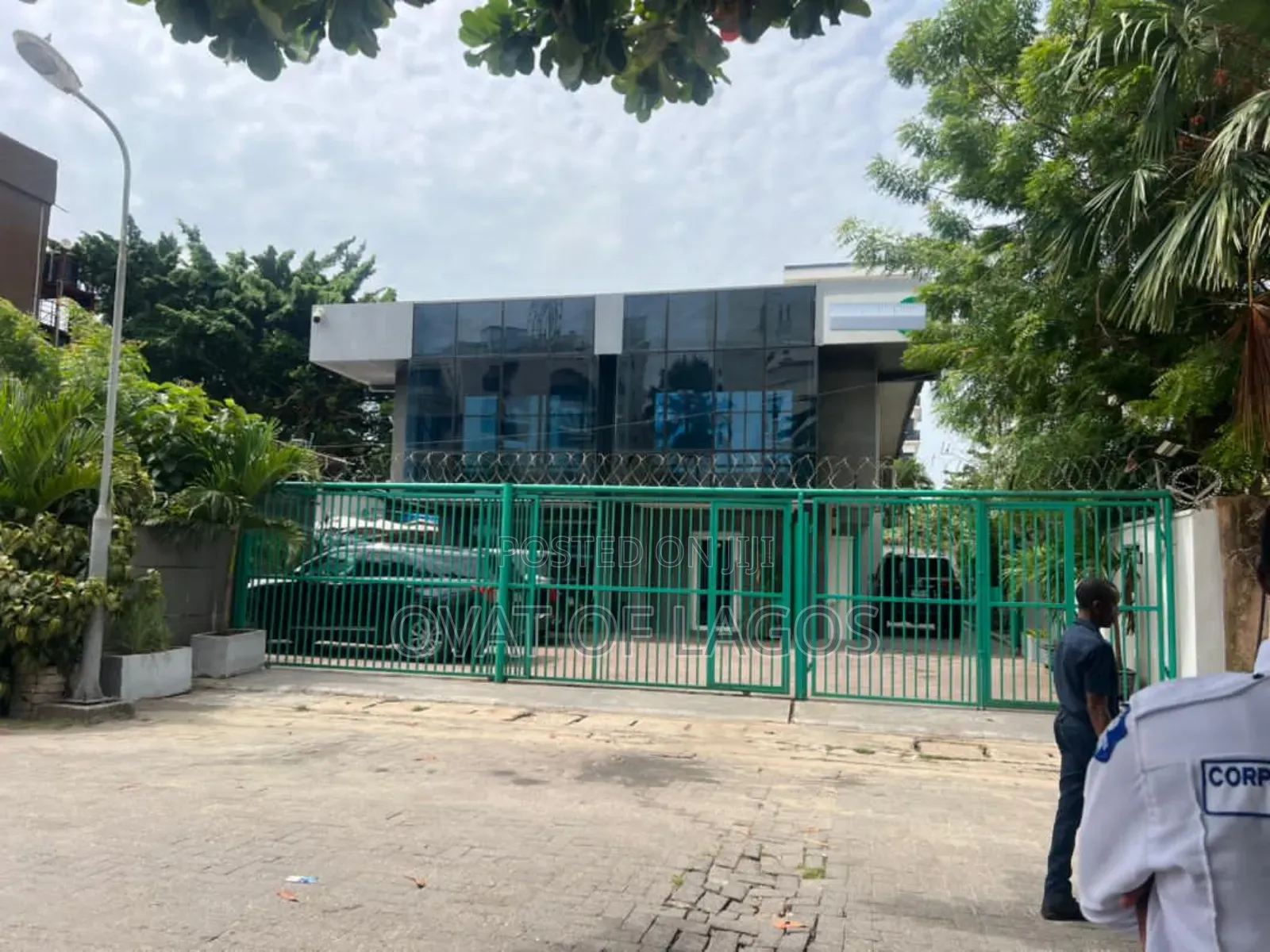 5bdrm Duplex in Victoria Island for sale