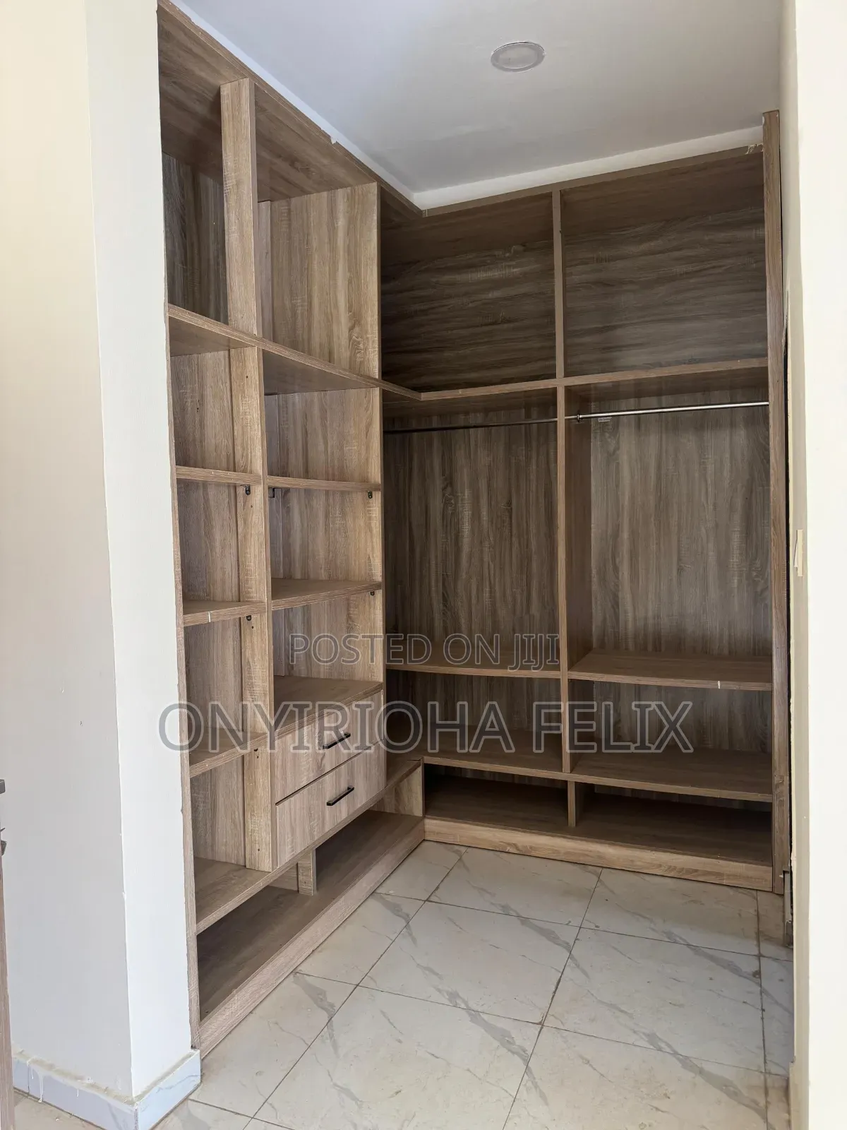 4bdrm Townhouse / Terrace in Life Camp for rent