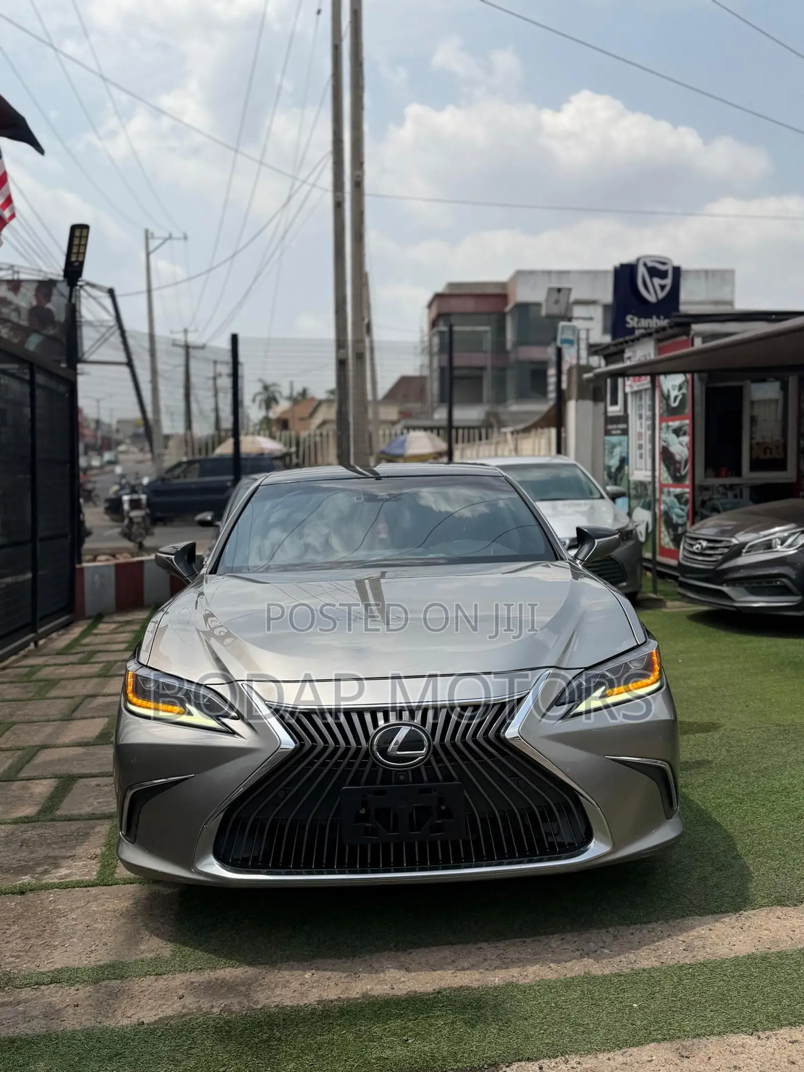 Lexus ES 350 Ultra Luxury FWD 2019 Gray