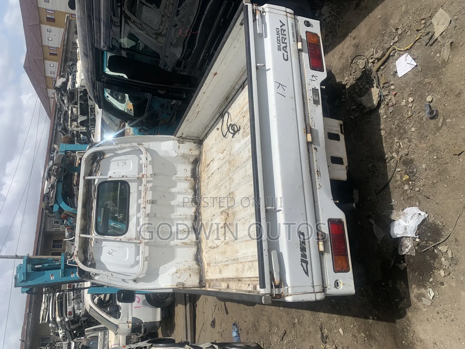 Suzuki Every 2010 White
