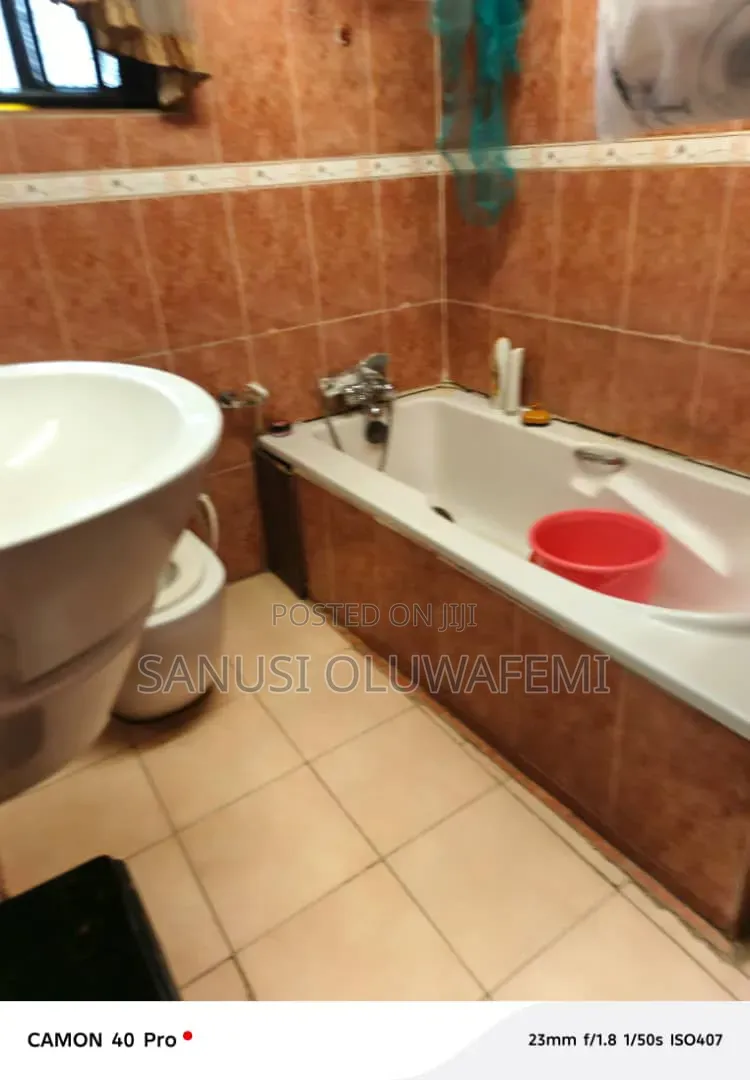 5bdrm Duplex in Alausa for sale