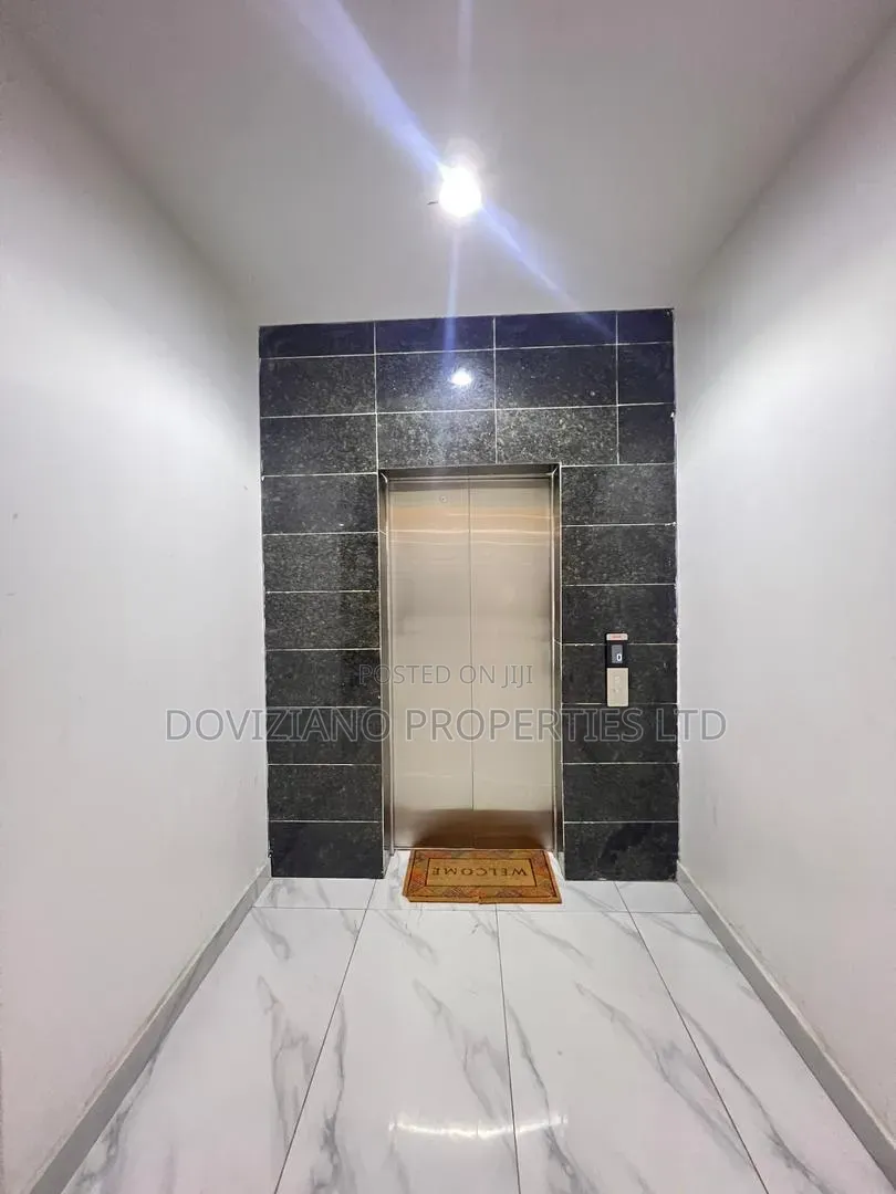 2bdrm Apartment in Lekki Phase 1 for sale