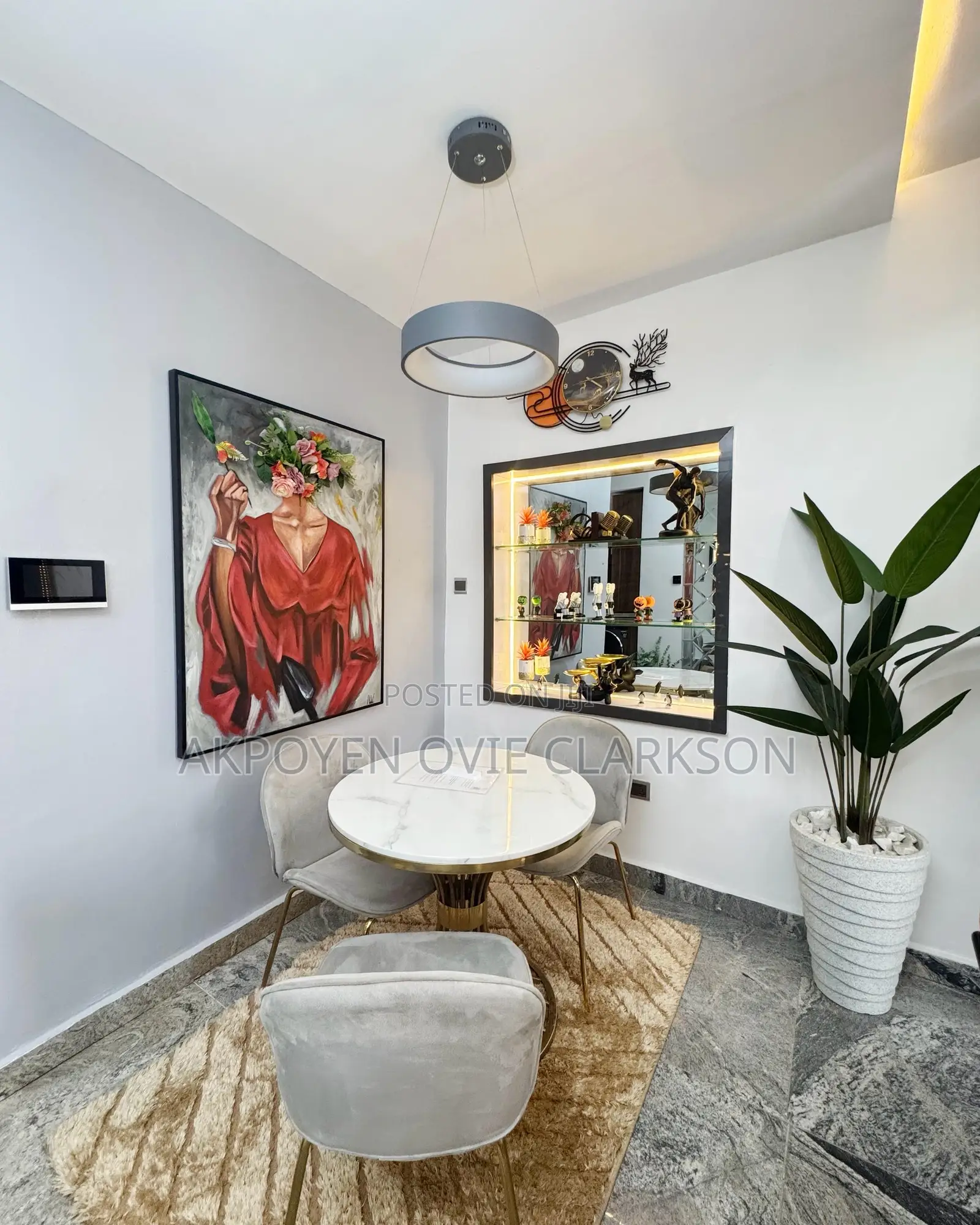 Luxurious 1 Bed Located in Jahi Special Offer