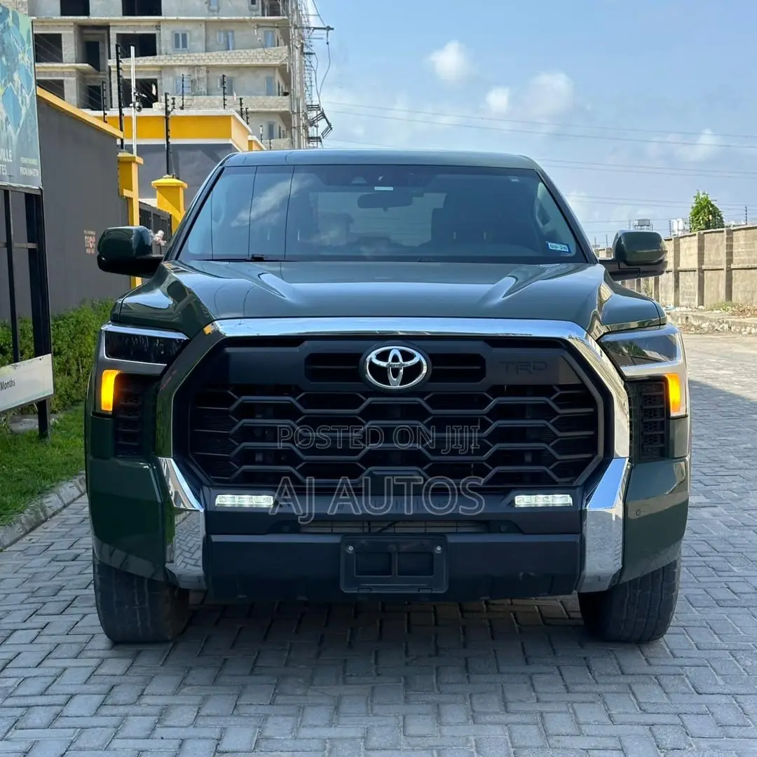 Toyota Tundra 2023 Green