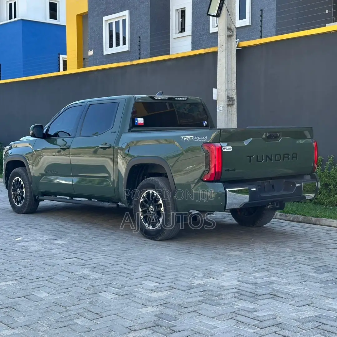Toyota Tundra 2023 Green