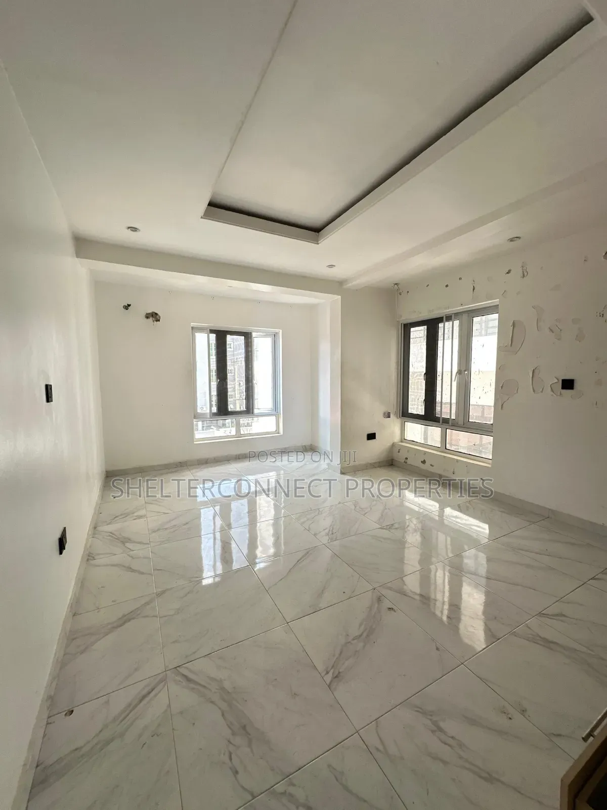 3bdrm Apartment in Lekki Phase 1 for rent