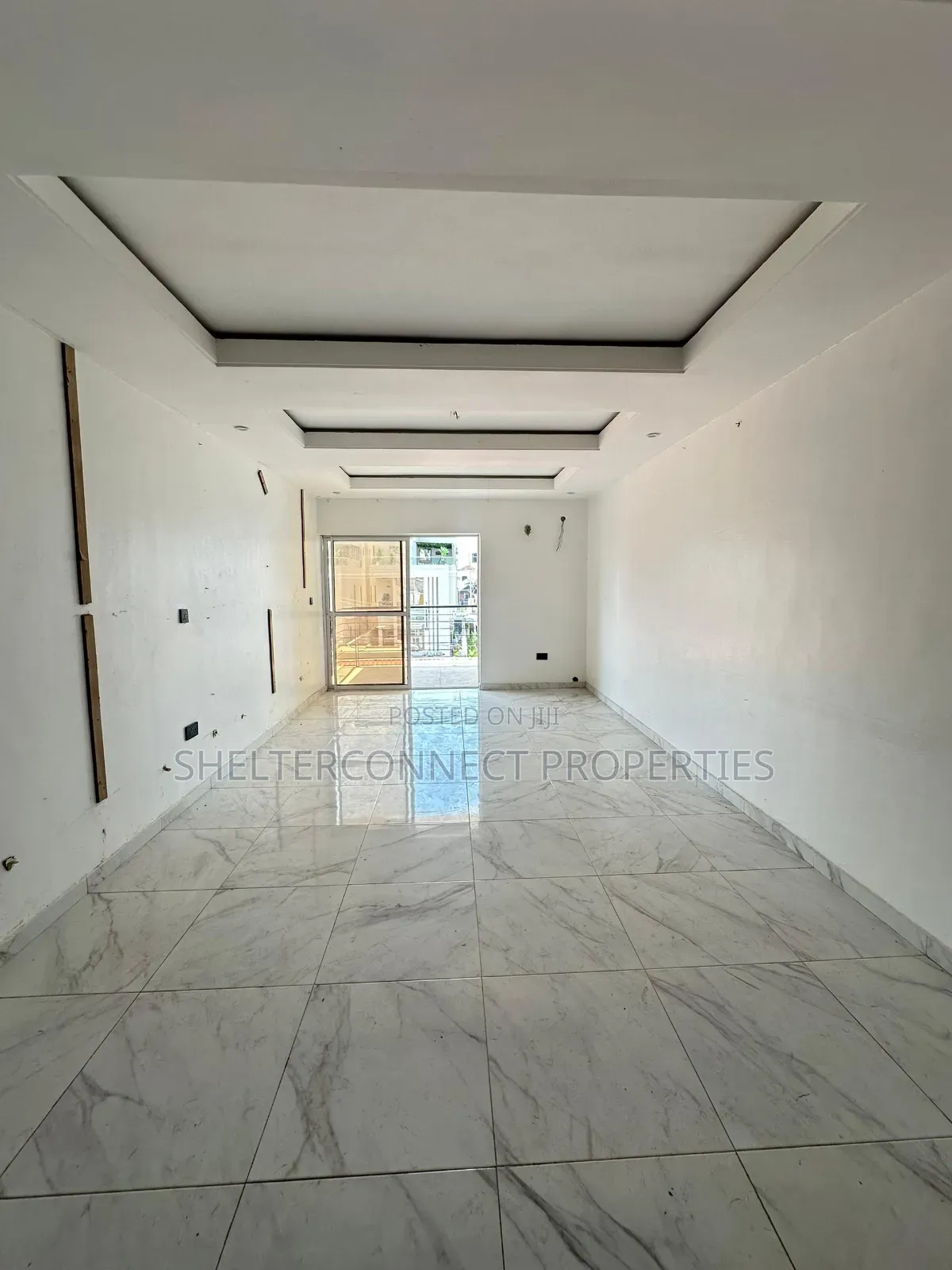 3bdrm Apartment in Lekki Phase 1 for rent