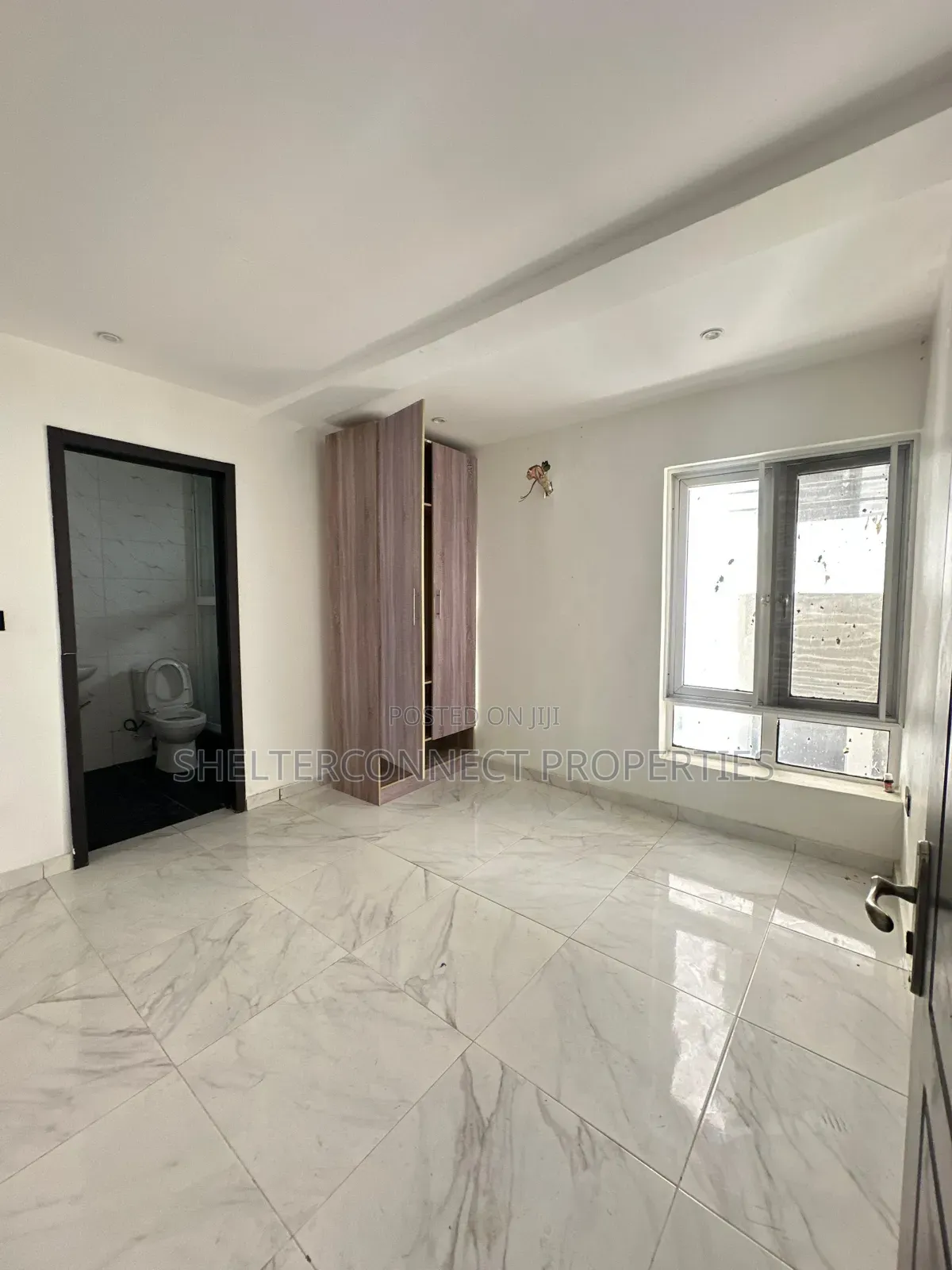 3bdrm Apartment in Lekki Phase 1 for rent