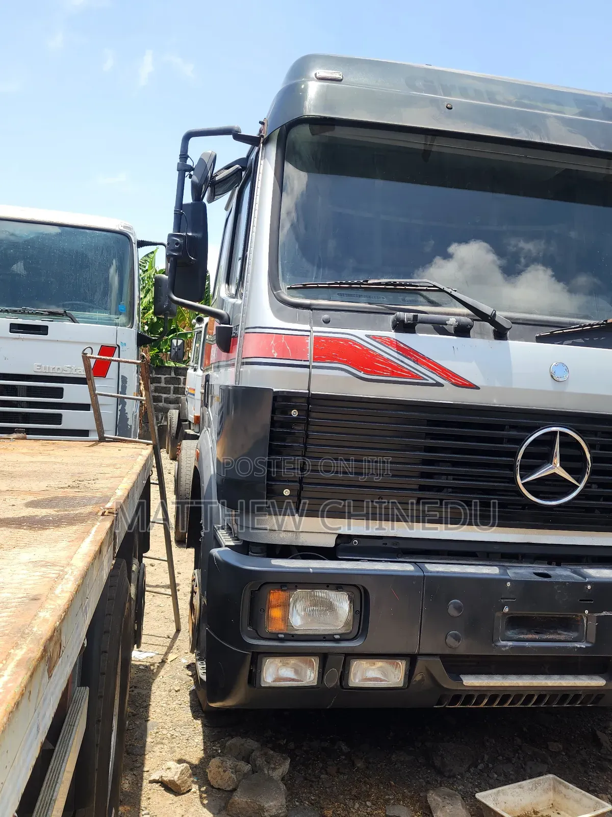 Foreign Used Mercedes Benz Cap and Chassis Truck