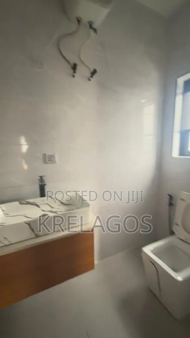2bdrm Apartment in Ikate for rent