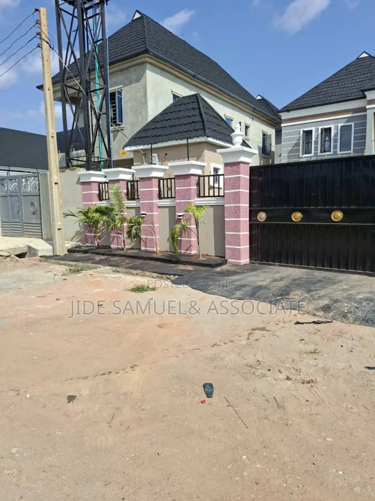 Furnished 5bdrm Duplex in Ayobo for sale