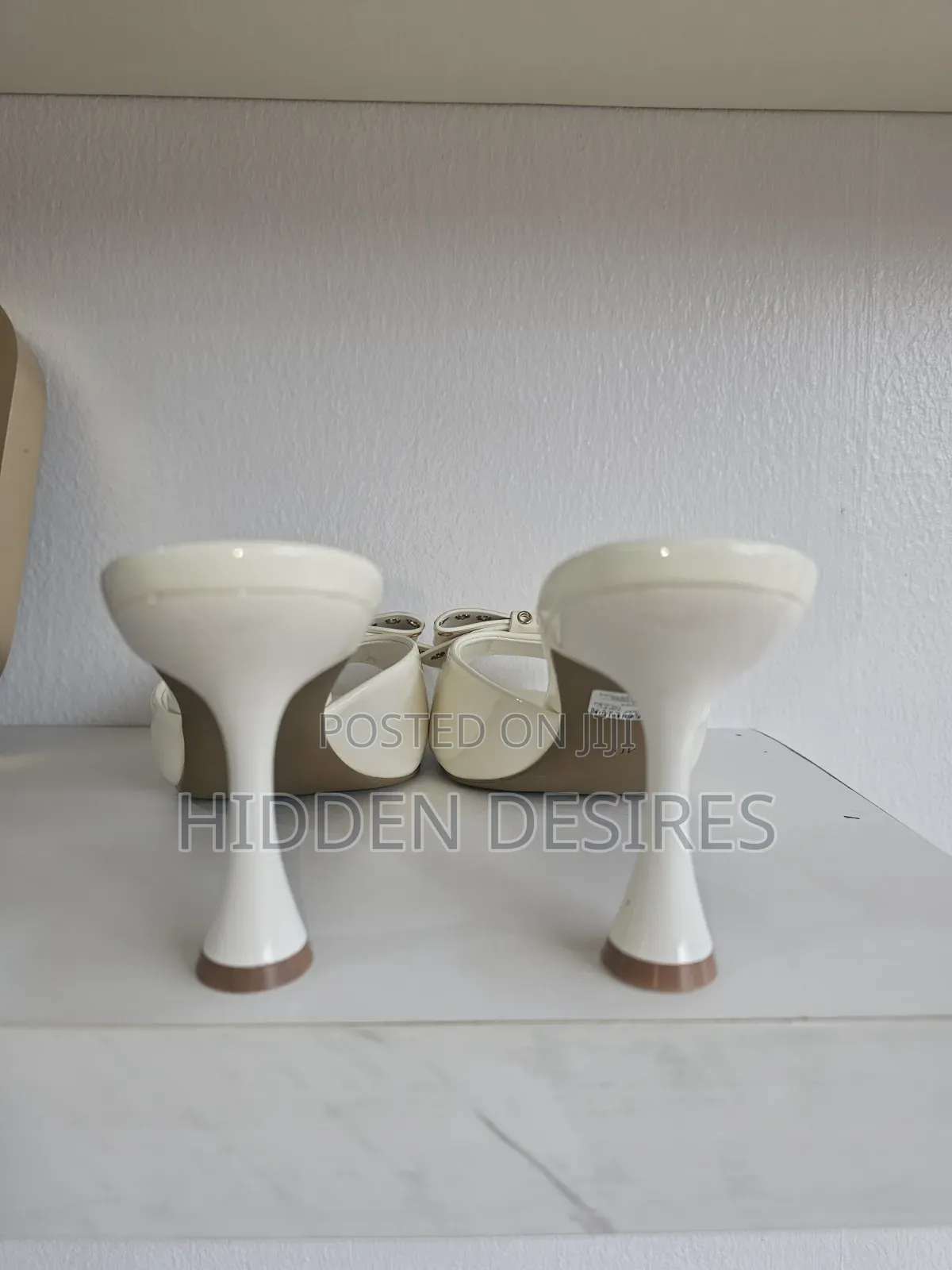 Stylish Bow Party Mules - White