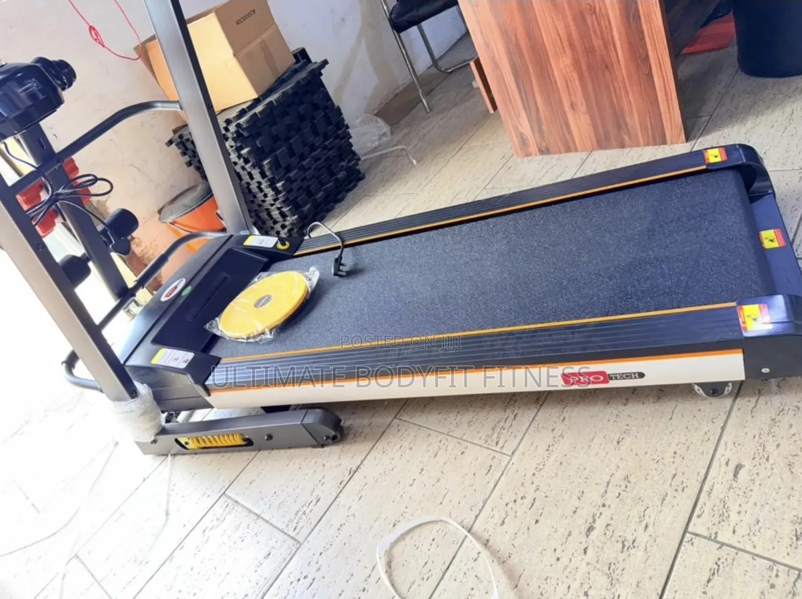 Brand New 2.5hp Pro Tech Treadmill With Massager Machine
