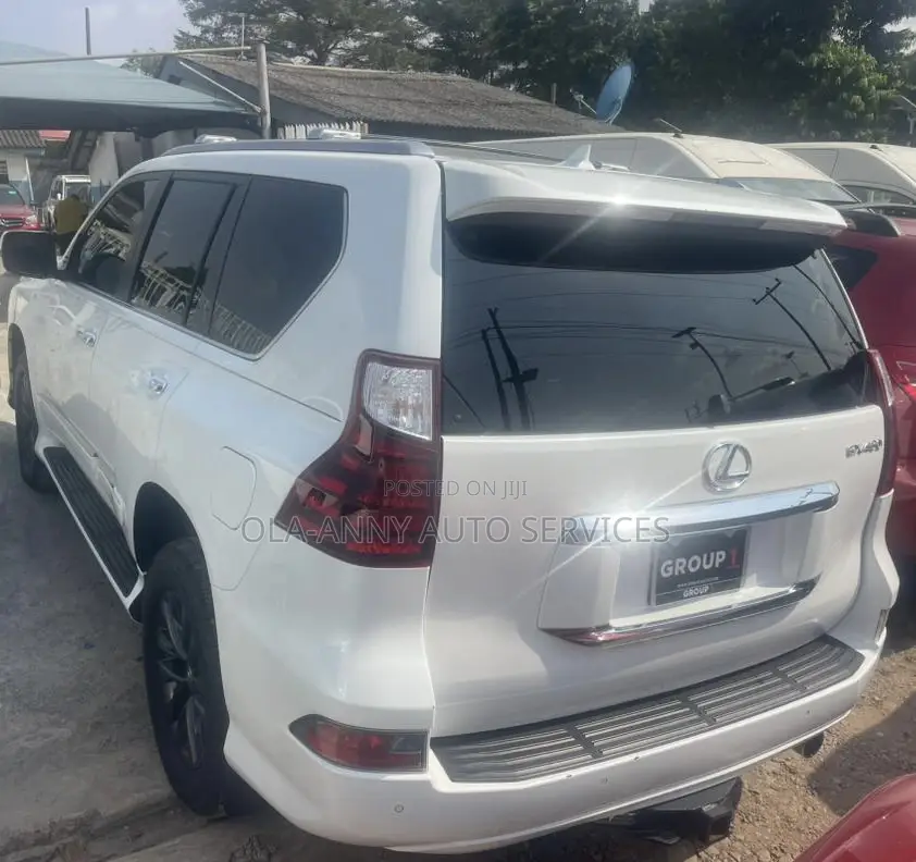 Lexus GX 460 Luxury 2014 White