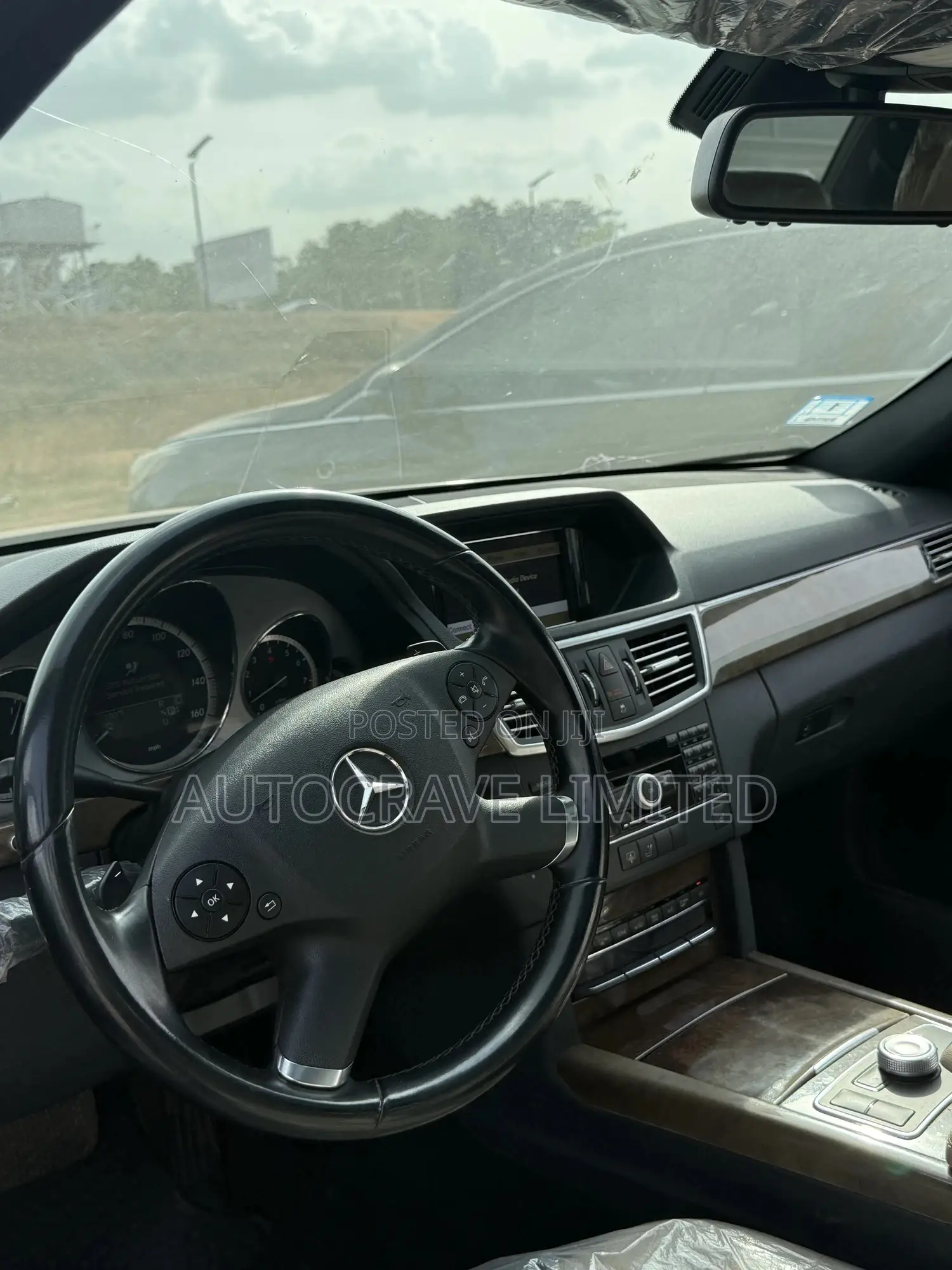 Mercedes-Benz E350 Base 4Matic Sedan AWD (3.5L 6cyl 7A) 2010 Black