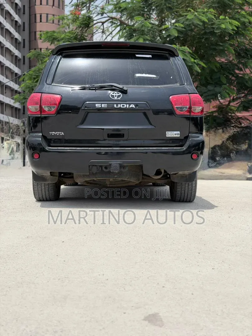 Toyota Sequoia 2010 Black