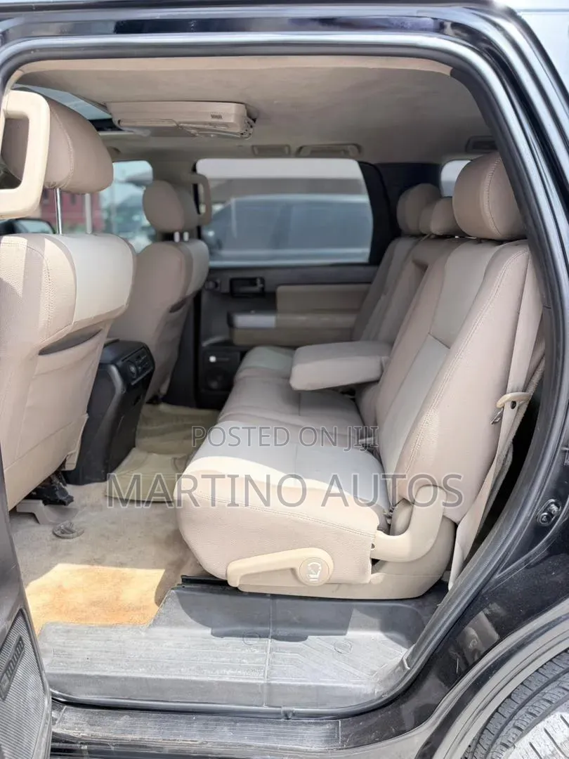 Toyota Sequoia 2010 Black