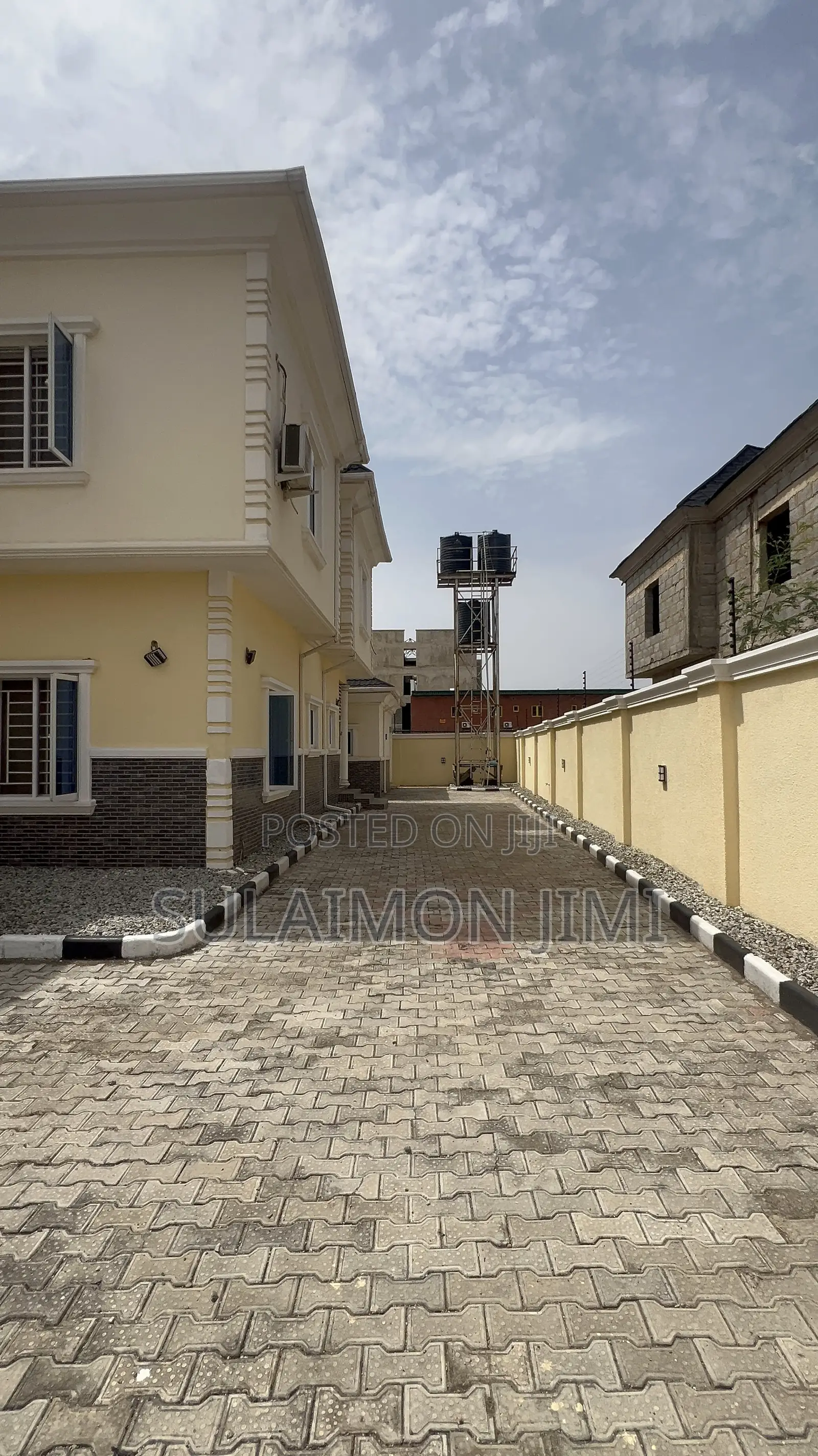Furnished 4bdrm Duplex in Kafe Garden Estate, Life Camp for sale