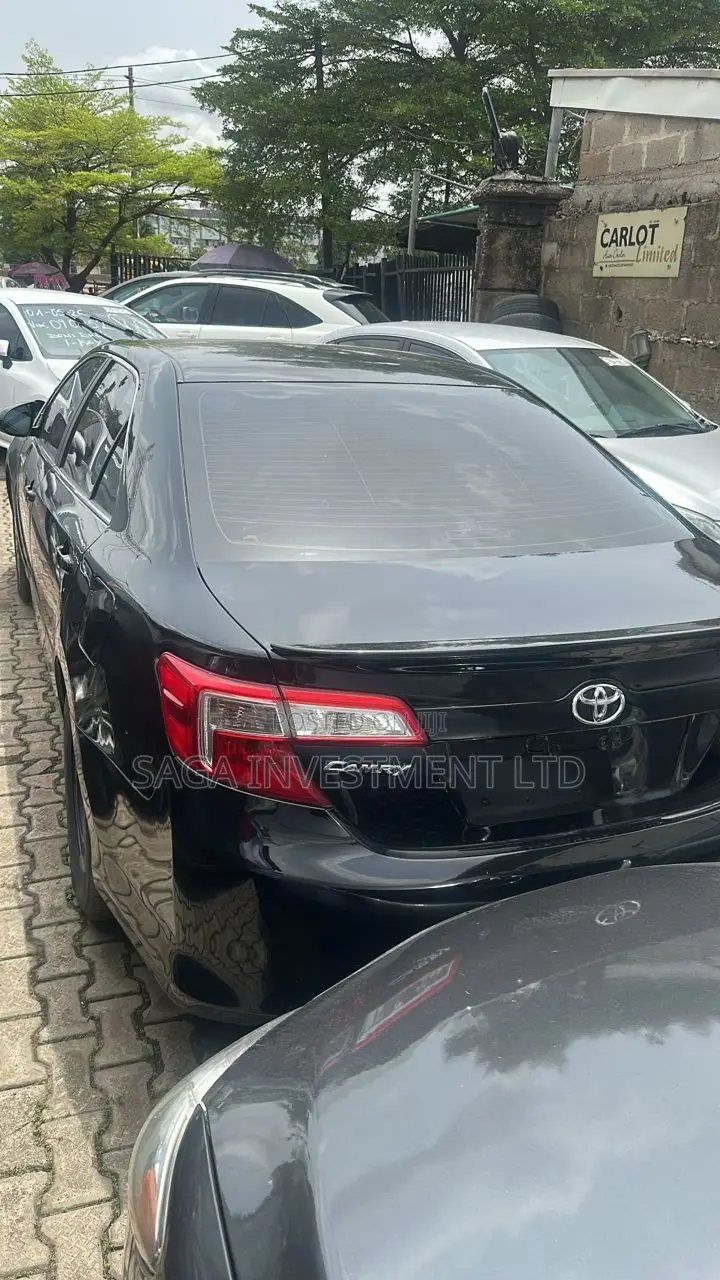Toyota Camry L 4dr Sedan (2.5L 4cyl 6A) 2014 Black