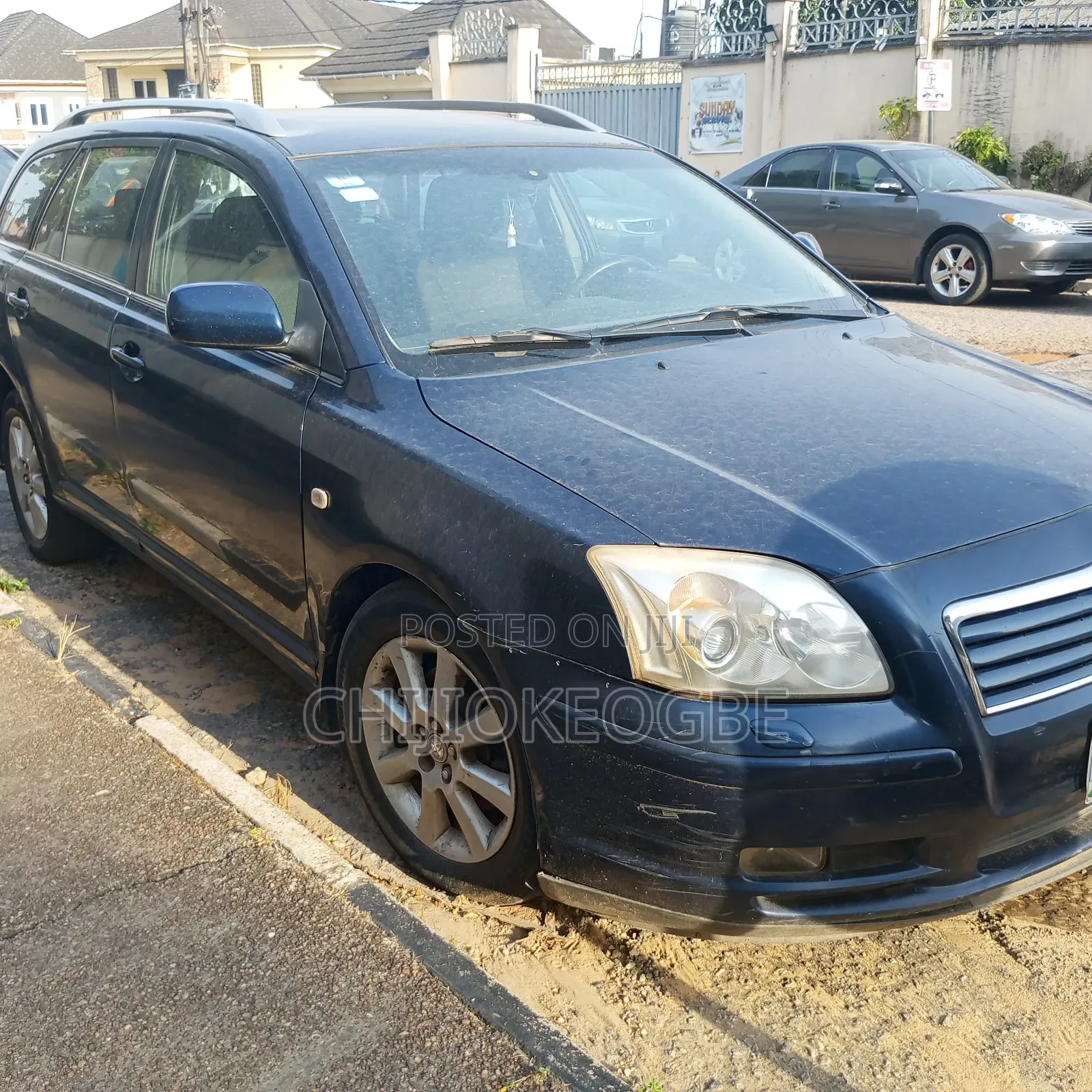 Toyota Avensis 2001 Blue