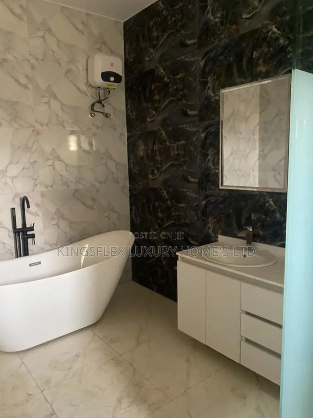 5bdrm Duplex in Faplins Estate, Lokogoma for sale