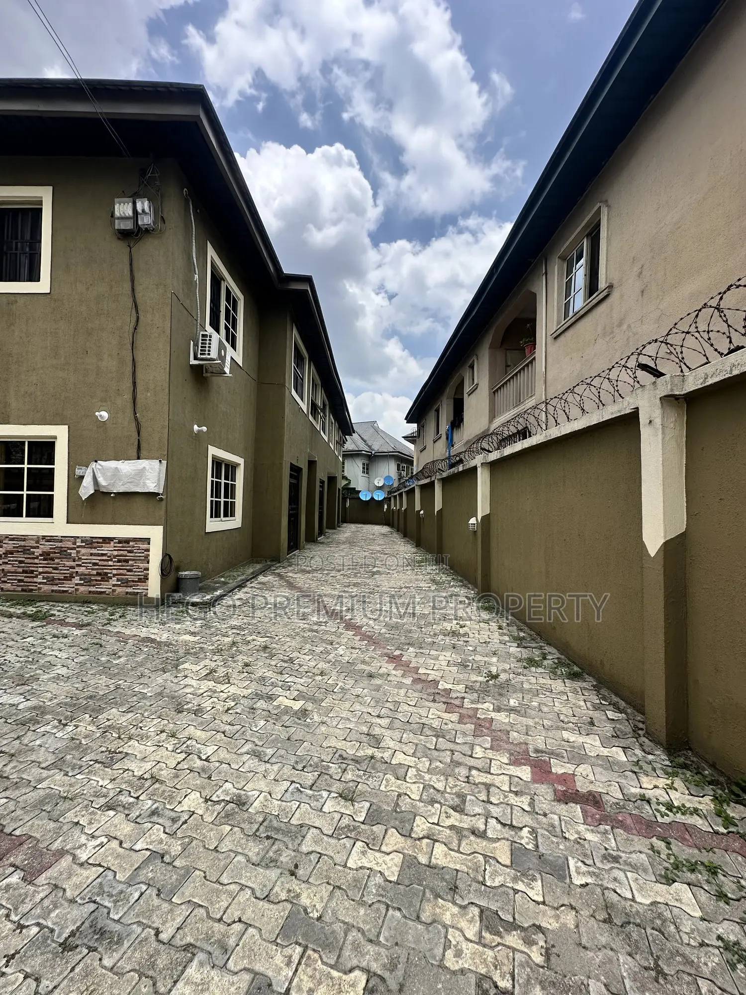 1bdrm Block of Flats in Majesty Estate, Uzoba for sale