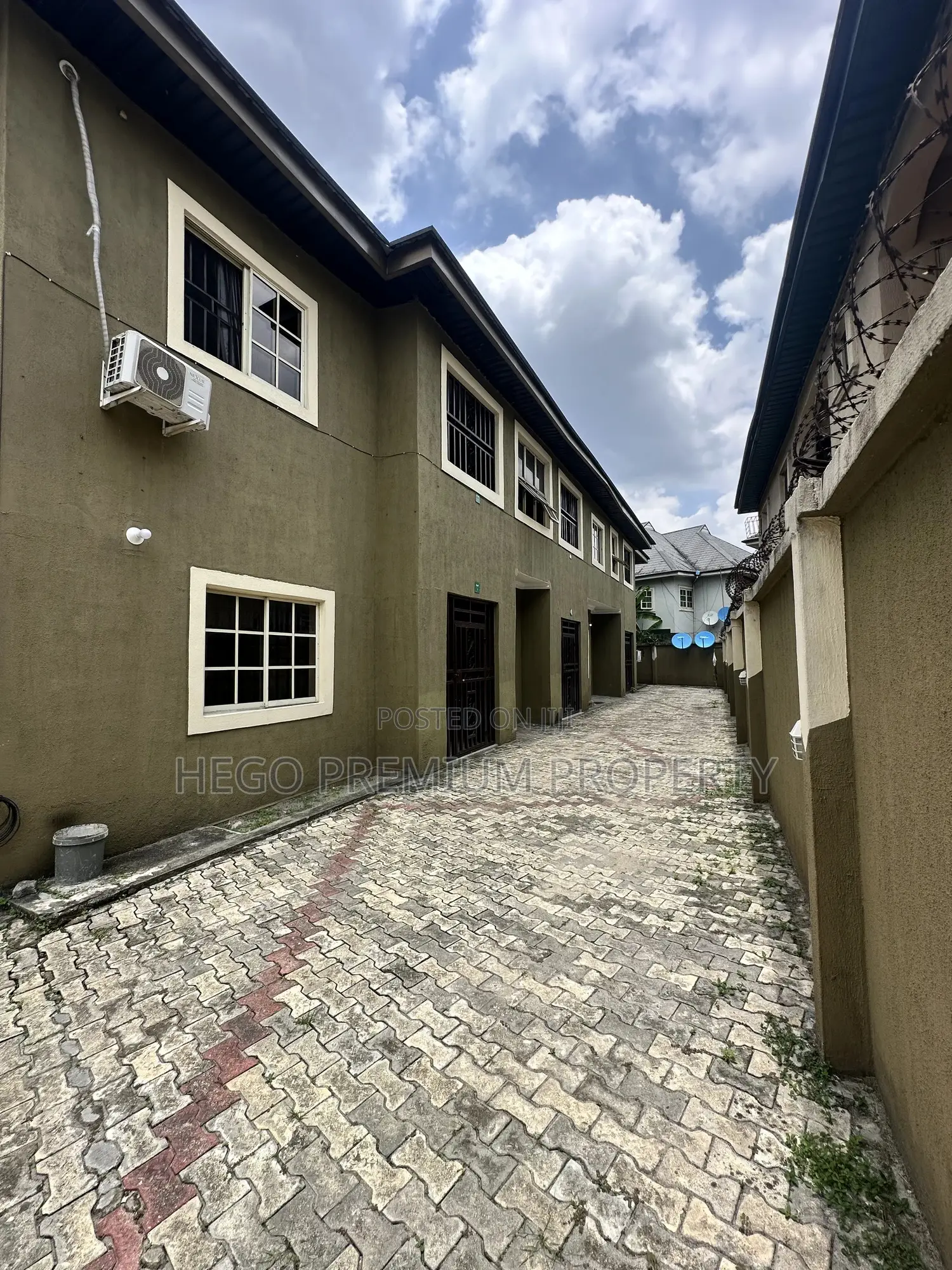 1bdrm Block of Flats in Majesty Estate, Uzoba for sale