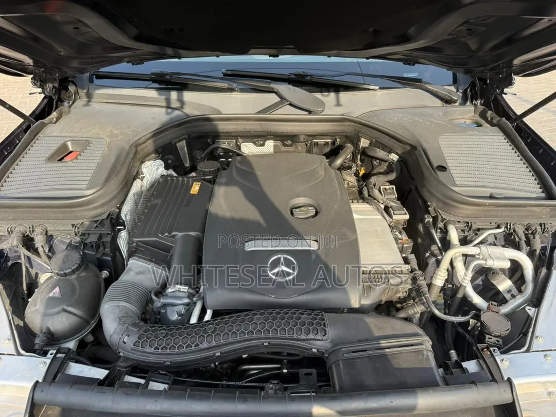 Mercedes-Benz GLC-Class 2016 Blue
