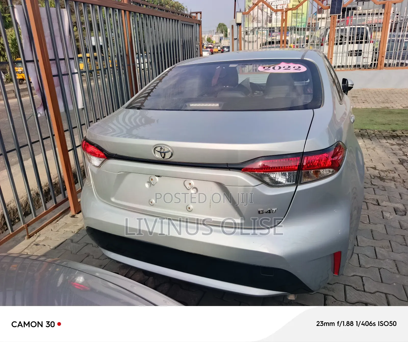 Toyota Corolla 2022 Silver