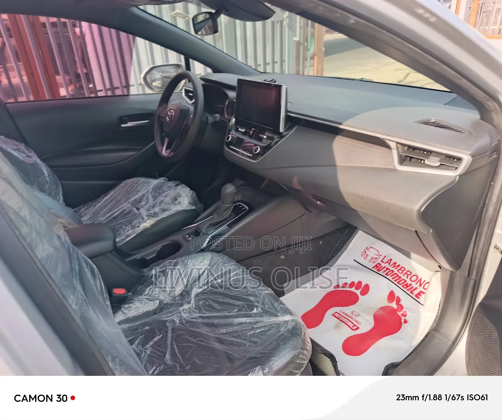 Toyota Corolla 2022 Silver