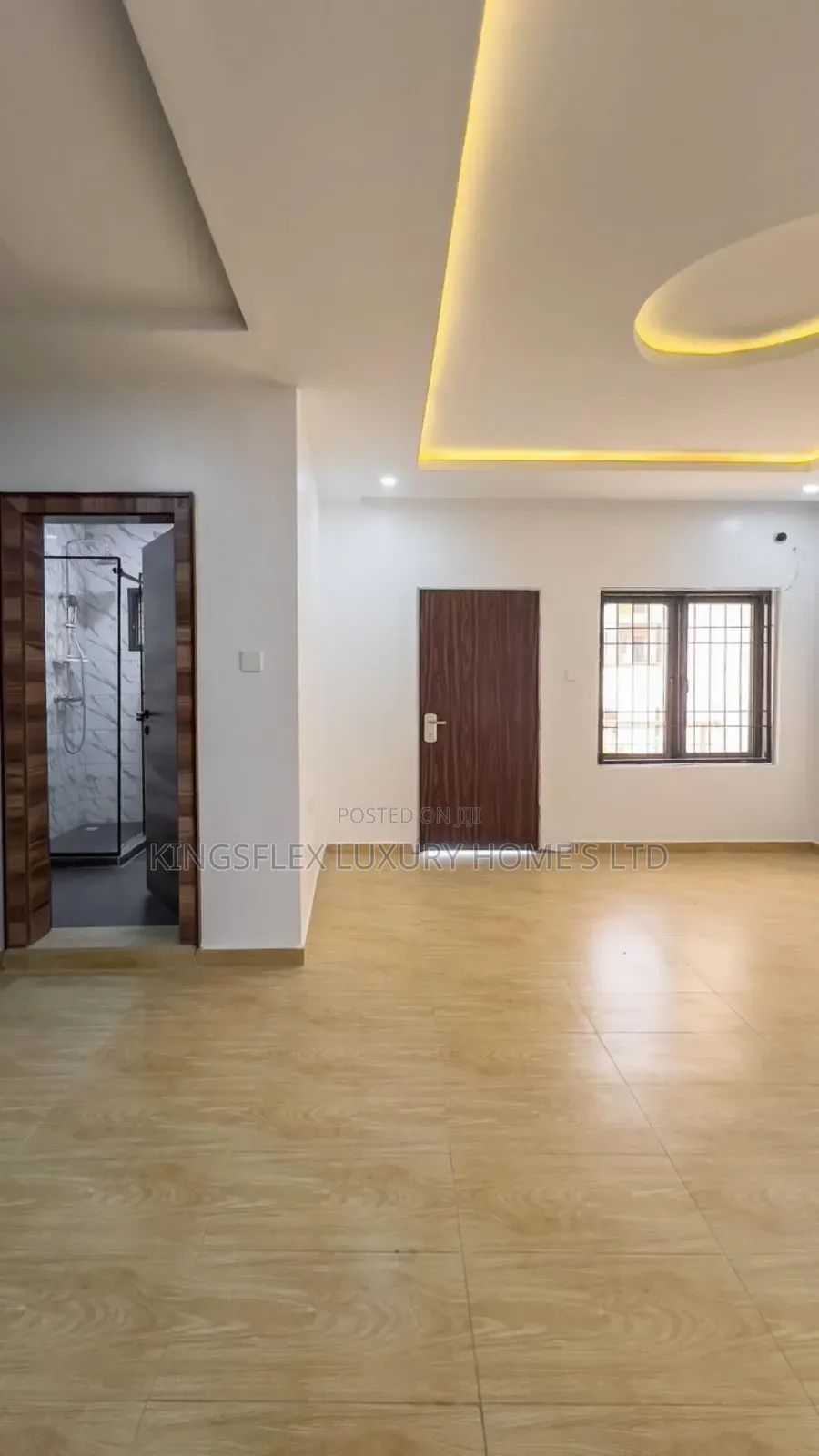 4bdrm Townhouse/Terrace in Estate, Guzape District for sale