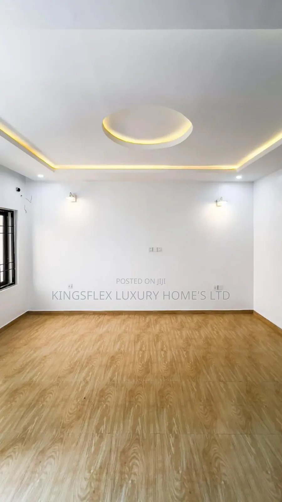 4bdrm Townhouse/Terrace in Estate, Guzape District for sale