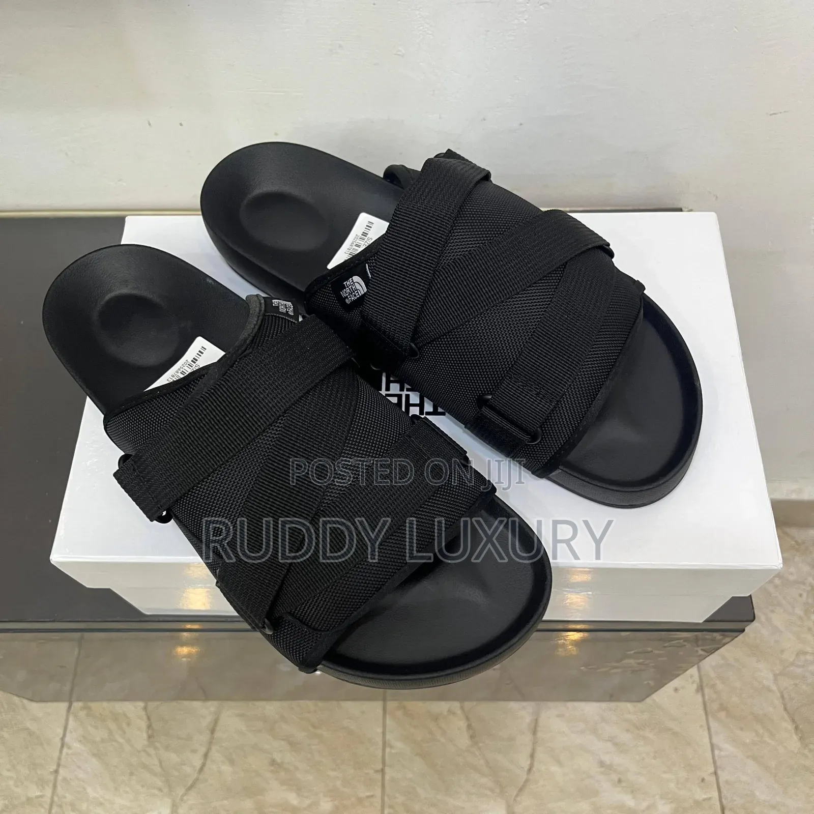 The North Face Slides – Premium Minimalist Comfort Sandals