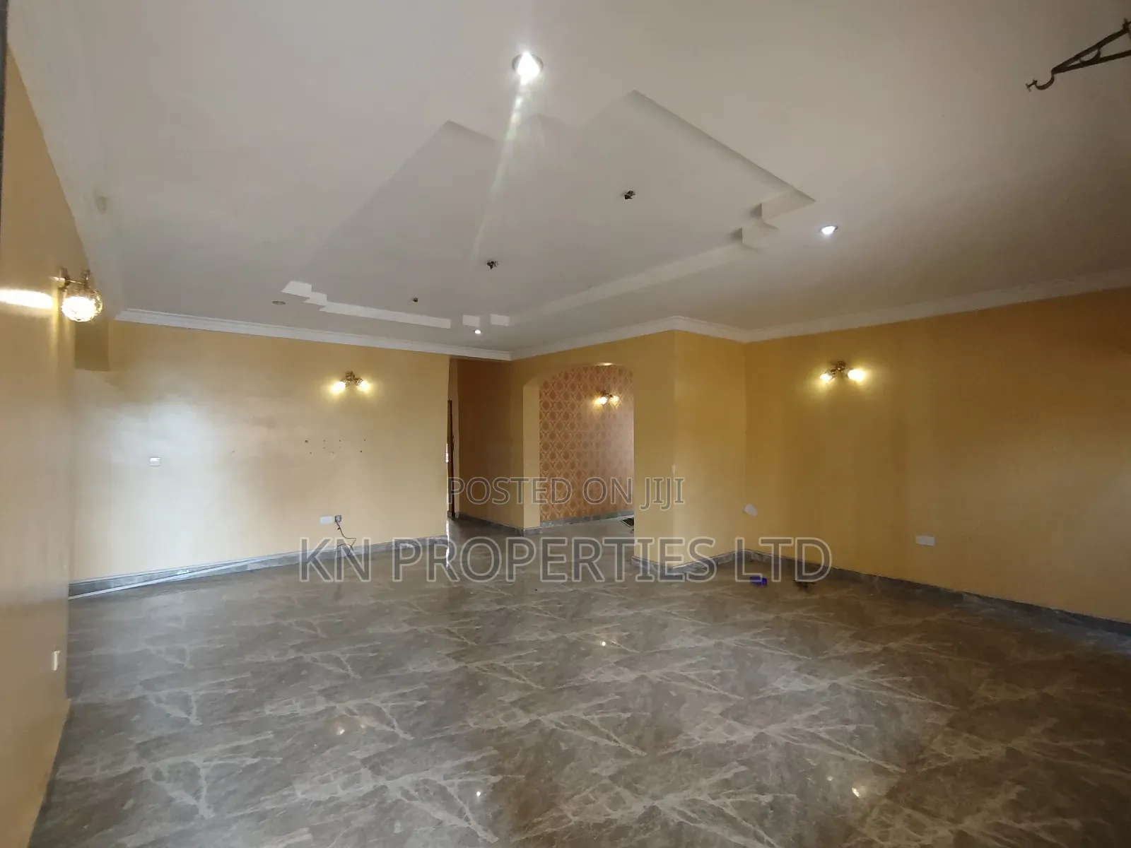 3bdrm Block of Flats in Kaura for rent